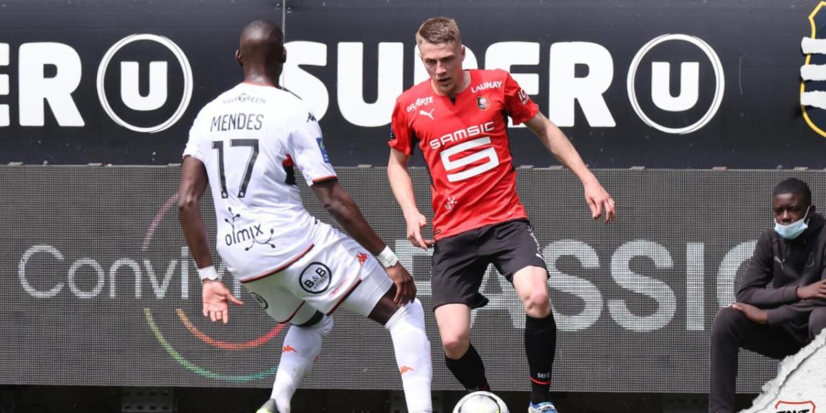 'Manita' del Stade Rennais al Lorient para subir al cuarto puesto
