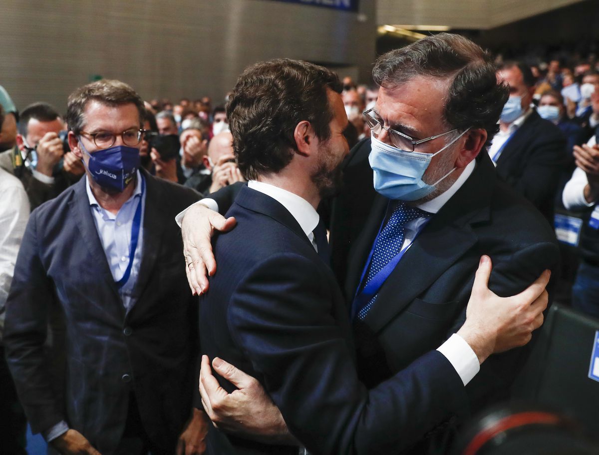 Aznar en el funeral político de Casado: “Pablo, donde quiera que esté, gracias”