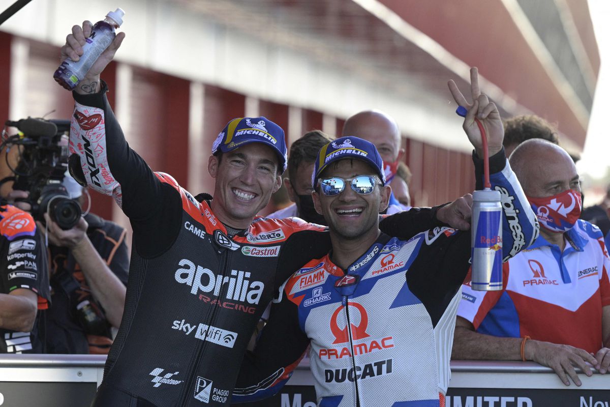 Aleix Espargaró logra la ‘pole position’ en el GP de Argentina y aspira al primer triunfo de su vida
