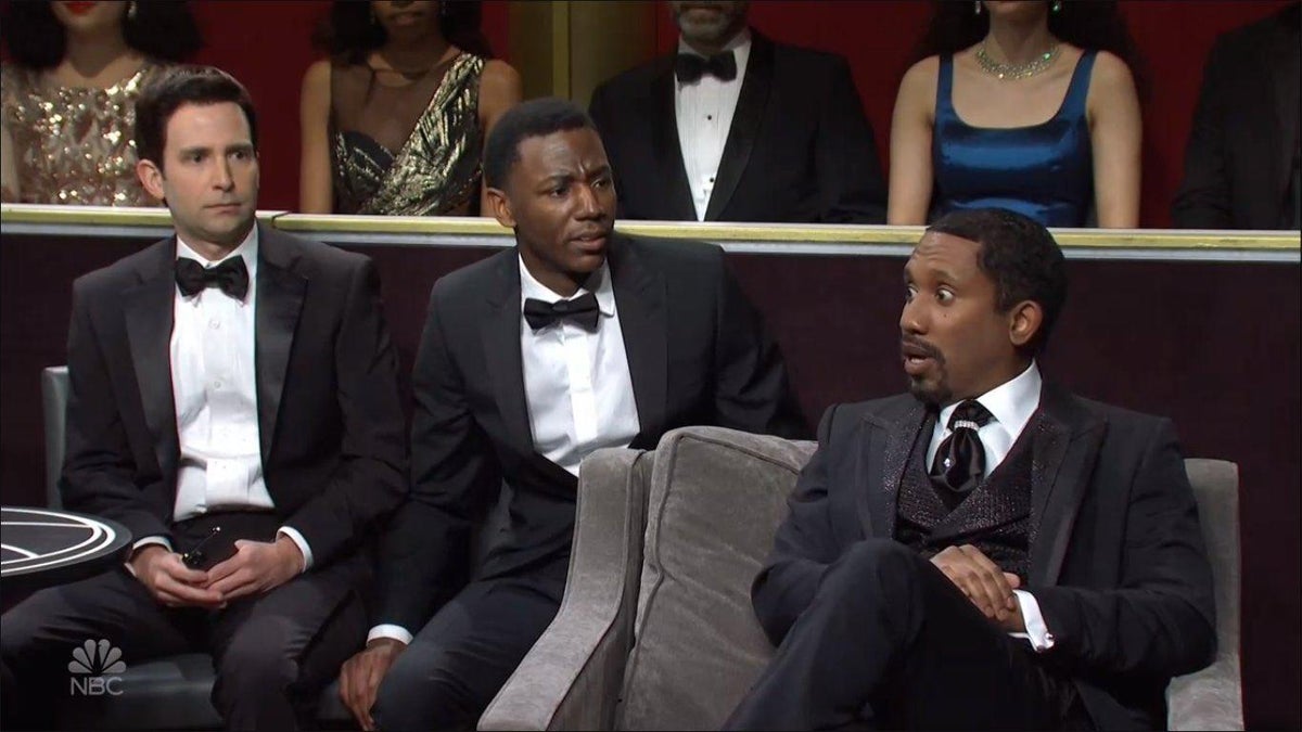 Saturday Night Live se burla de la bofetada de los Oscar de Will Smith