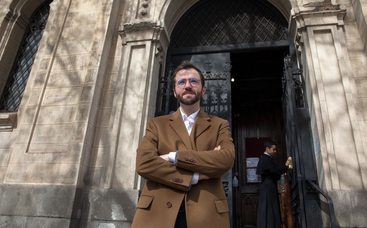 El sociólogo Rafael Ruiz: “La descristianización de España tiene cosas muy curiosas”