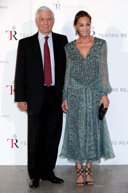 Mario Vargas Llosa e Isabel Preysler en un photocall / Gtres
