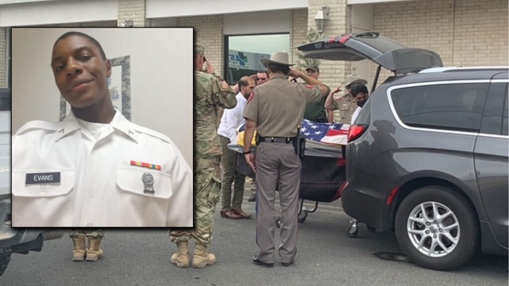 Soldado que se ahogó tratando de salvar a migrante no llevaba equipo de flotación