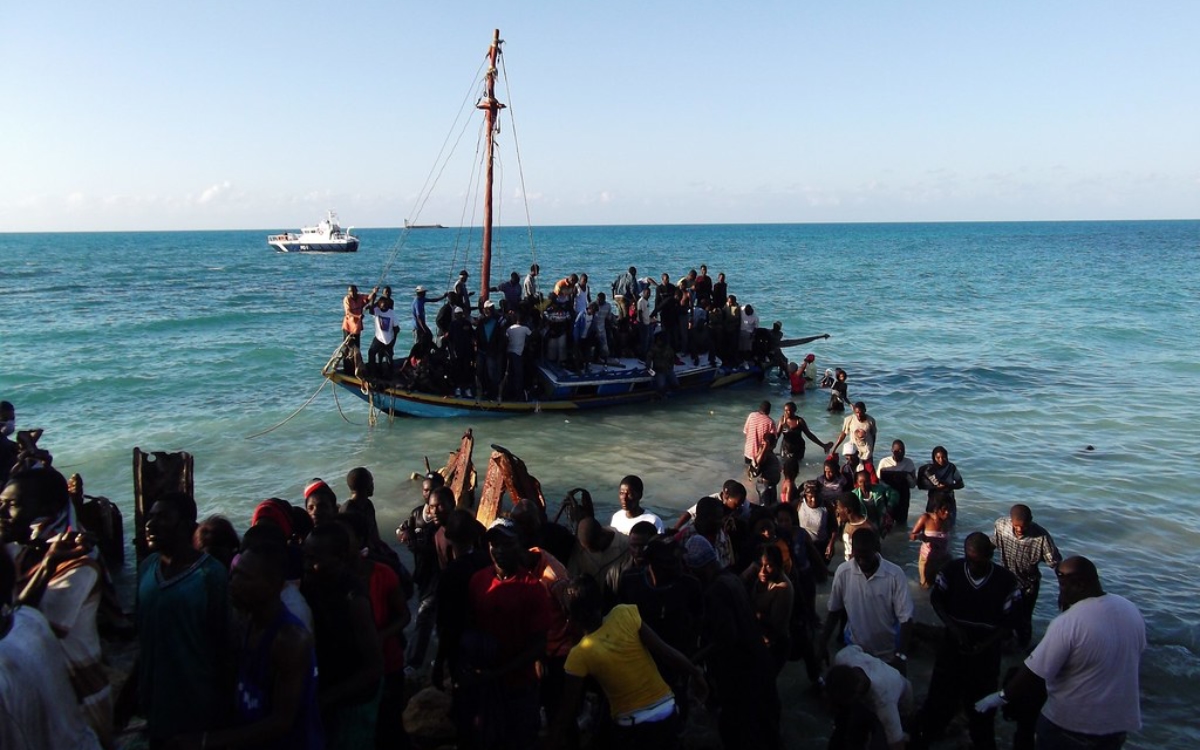 Al menos 13 migrantes mueren en naufragio de dos embarcaciones frente a costa de Túnez
