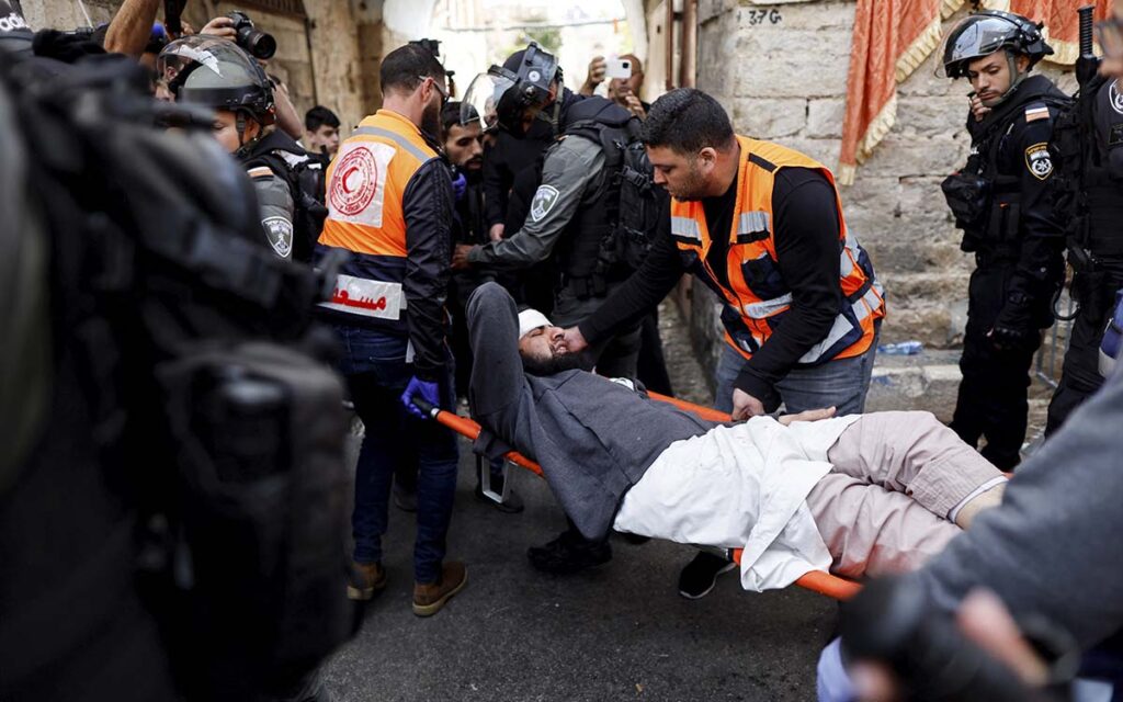 Al menos cinco heridos durante nuevos enfrentamientos en la Explanada de las Mezquitas de Jerusalén