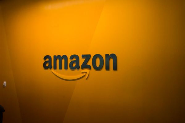 Amazon retrocede ante la amenaza de dejar de aceptar tarjetas Visa emitidas en el Reino Unido