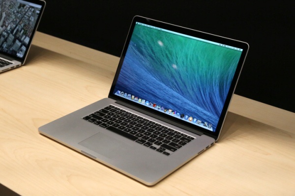 Apple patenta una pantalla MacBook de doble cara con energía solar y entrada táctil
