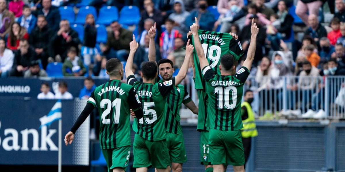 Así ha sido el Málaga 1 - 3 Eibar: resultado, resumen y goles | LaLiga SmartBank