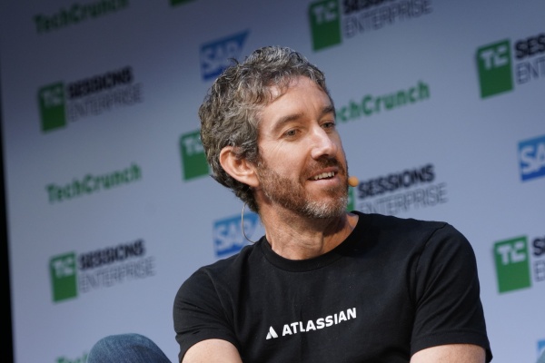 Atlassian adquiere Halp para llevar la integración de Slack a la vanguardia