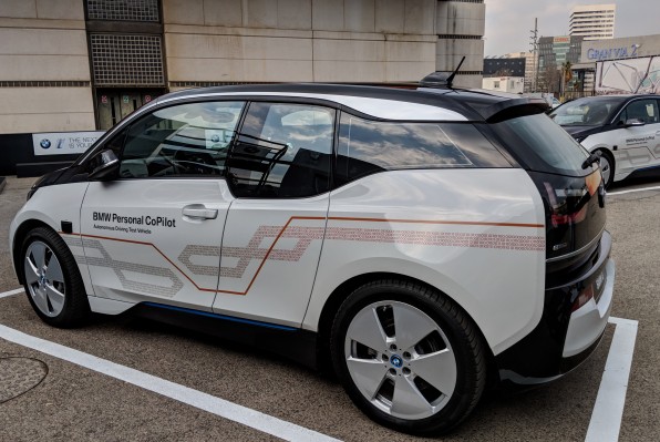 BMW quiere convertir tu smartphone en la llave de tu coche