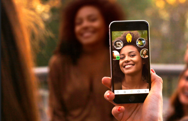 Blippar presenta la función de reconocimiento facial ‘Halos’ en su aplicación móvil