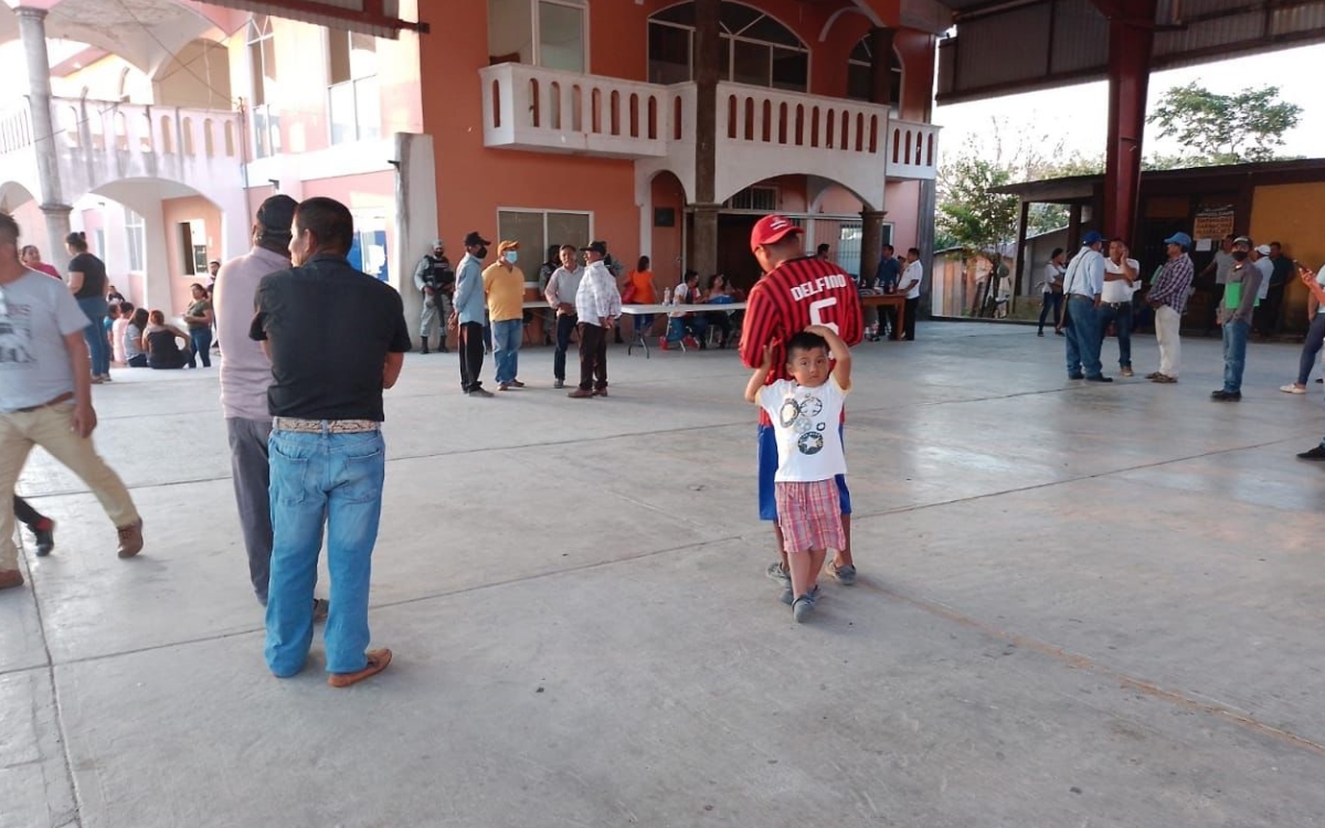 Campesinos retienen a funcionarios de Bienestar en Santa María Chimalapas por falta de pago