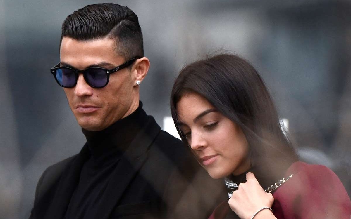 Cristiano Ronaldo anuncia fallecimiento de su hijo recién nacido