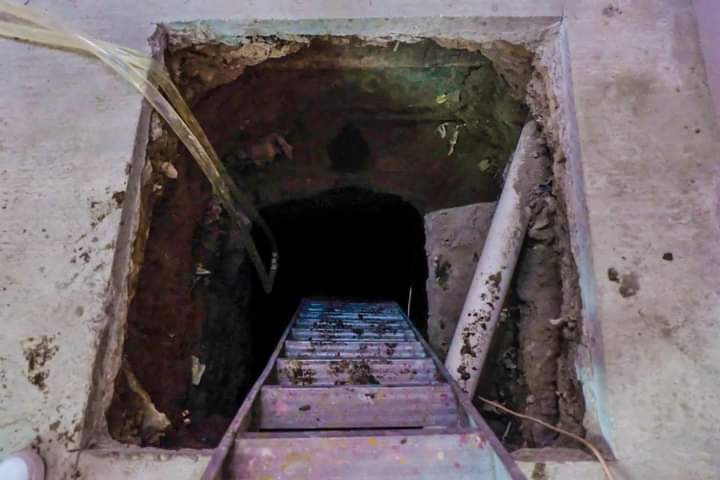 Descubren túnel huachicolero en vivienda de Ecatepec, Estado de México