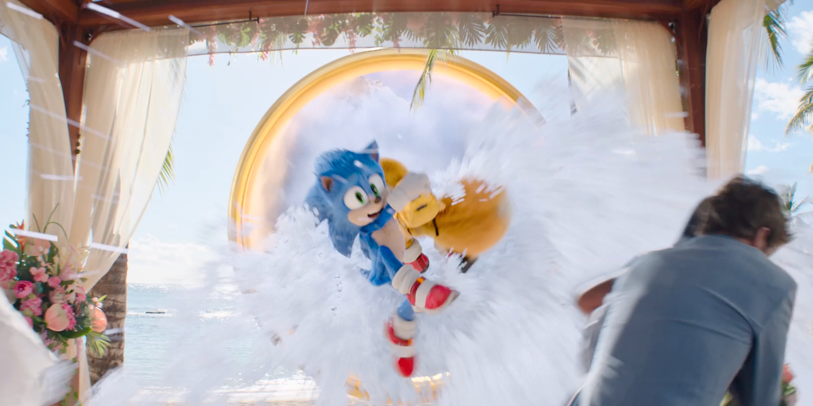 El clip de Sonic the Hedgehog 2 muestra a Sonic y Tails estrellándose en una boda