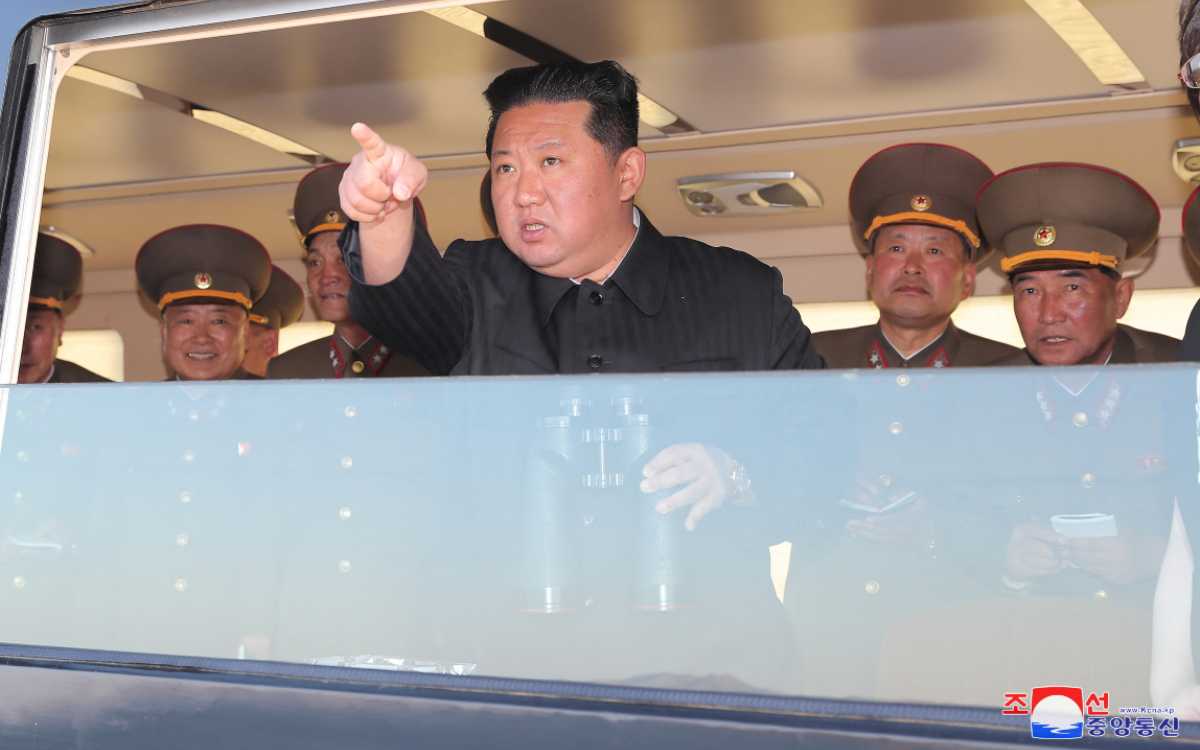 El líder norcoreano Kim Jong Un supervisó la prueba de ‘nueva arma’