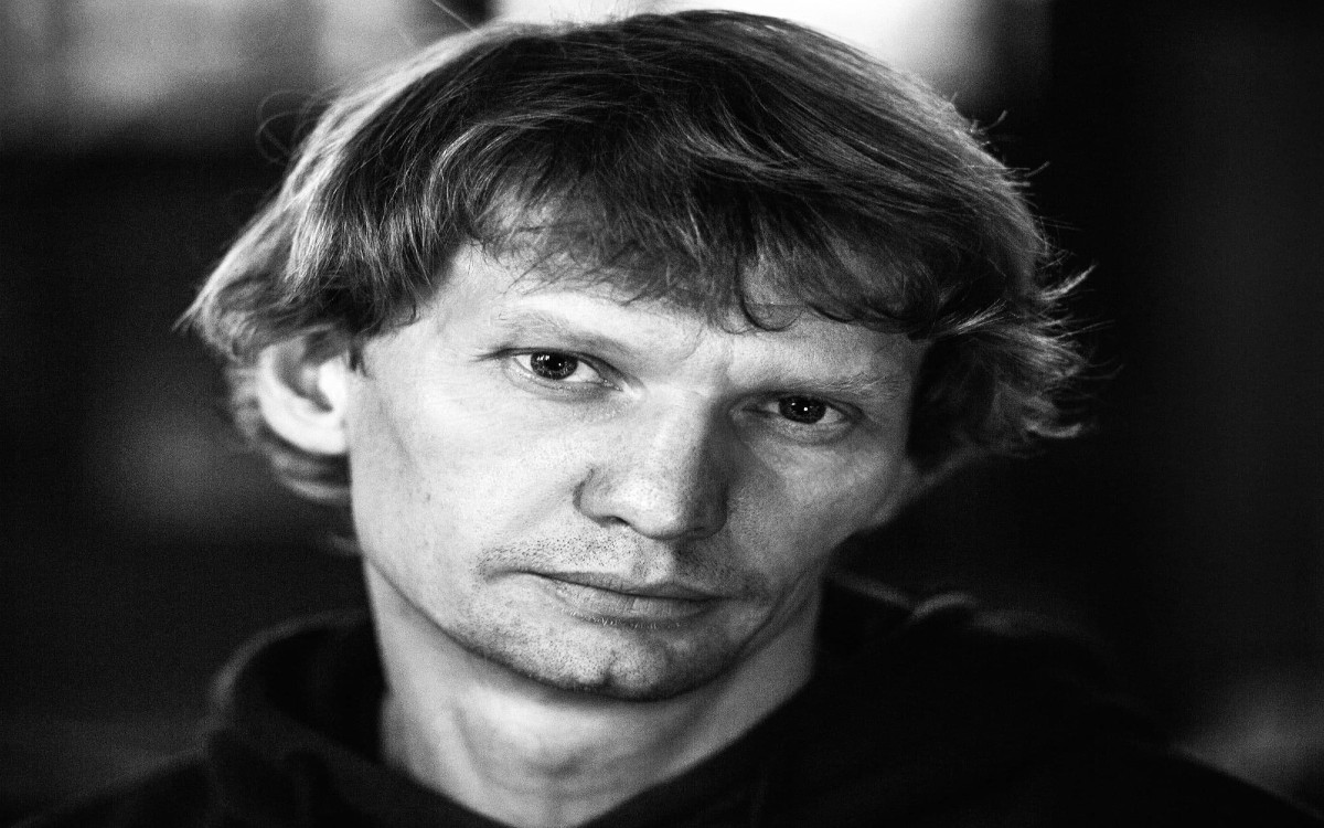Encuentran sin vida a fotoperiodista ucraniano; según las pesquisas, fue asesinado por fuerzas armadas rusas