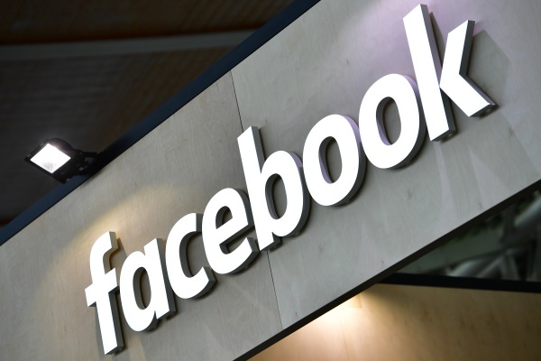 Facebook lanzará videos musicales con licencia oficial en EE. UU. el próximo mes