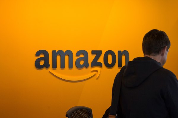 FedEx finaliza el contrato de entrega urgente con Amazon