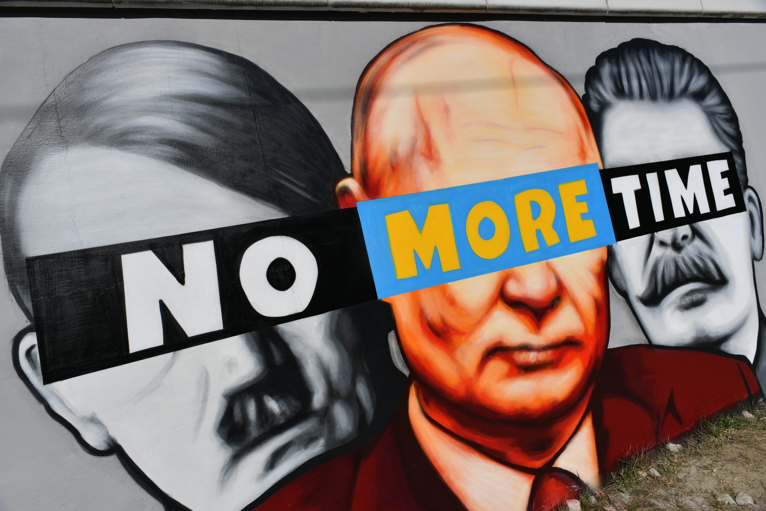 “Hará falta un cambio de régimen político en Rusia para que Putin pueda ser juzgado por el TPI”