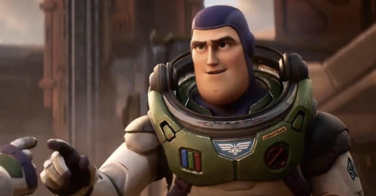 La estrella de Lightyear, Chris Evans, se burla de la “experiencia cinematográfica épica” de Pixar