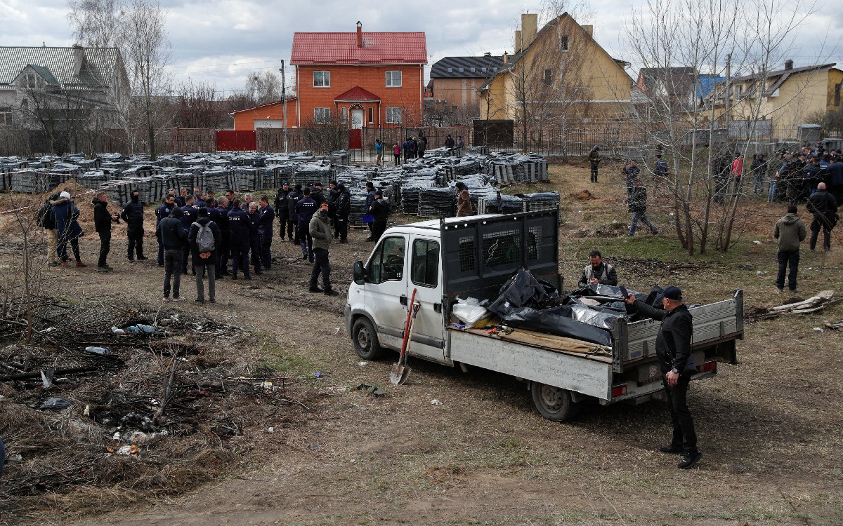 La situación en la ciudad ucraniana de Bucha es "falsa": Putin