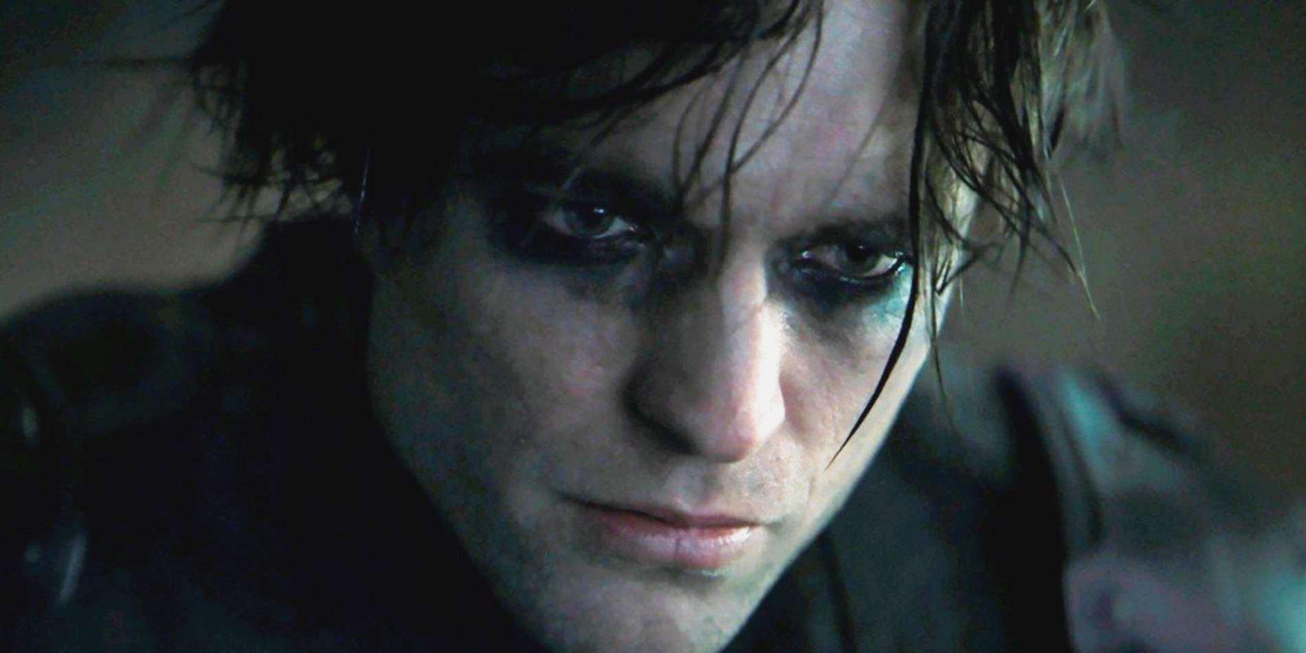 La torpeza de Robert Pattinson ayudó a su interpretación de The Batman, dice Reeves