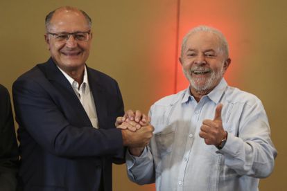 Lula se alía con el centro derecha conservador para derrotar a Bolsonaro en las elecciones de Brasil
