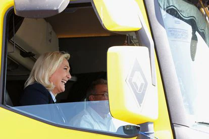 Macron y Le Pen pelean por los últimos votos tras el debate electoral