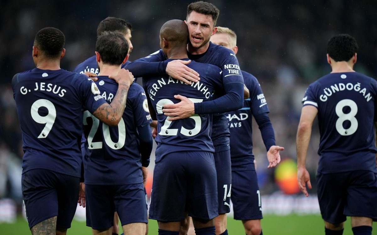 Manchester City recupera, con goleada de por medio, el primer lugar en la Premier League | Tuit