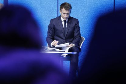 El presidente francés Emmanuel Macron durante la sesión del Segmento de Alto Nivel de la Cumbre One Ocean el 11 de febrero.