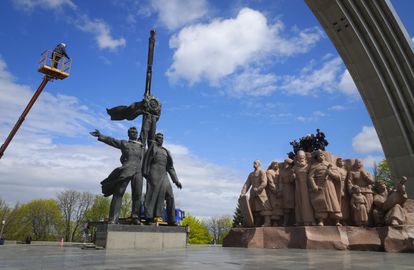 Ni Pushkin ni Leningrado: la invasión acelera la desrusificación de Ucrania