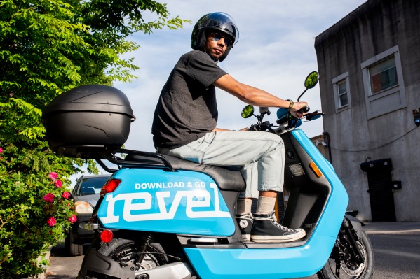 Revel obtiene permiso para traer cientos de ciclomotores eléctricos a San Francisco