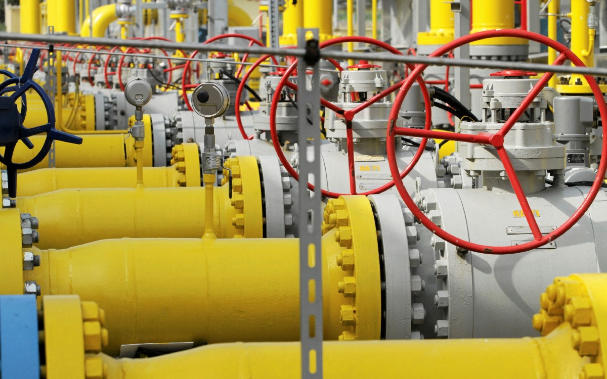 Rusia suspende suministro de gas a Polonia y Bulgaria; exige pago en rublos