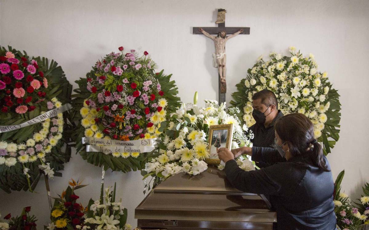 Sepultan a Debanhi Escobar en Galeana, Nuevo León; 'Me la mataron', dice su padre