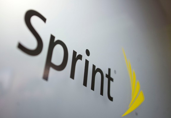 SoftBank aumenta su participación en Sprint después de que se cancelara el acuerdo con T-Mobile