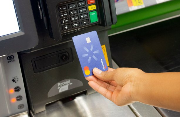 Walmart lanza dos nuevas tarjetas de crédito que ofrecen un 5% de reembolso en compras digitales