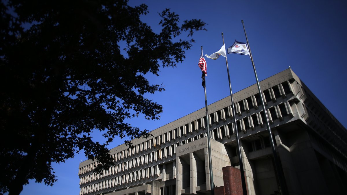 Templo Satánico pide a Boston izar su bandera tras fallo judicial