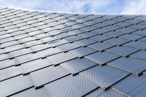 el nuevo panel solar integrado de google llamado dragon scale closeup