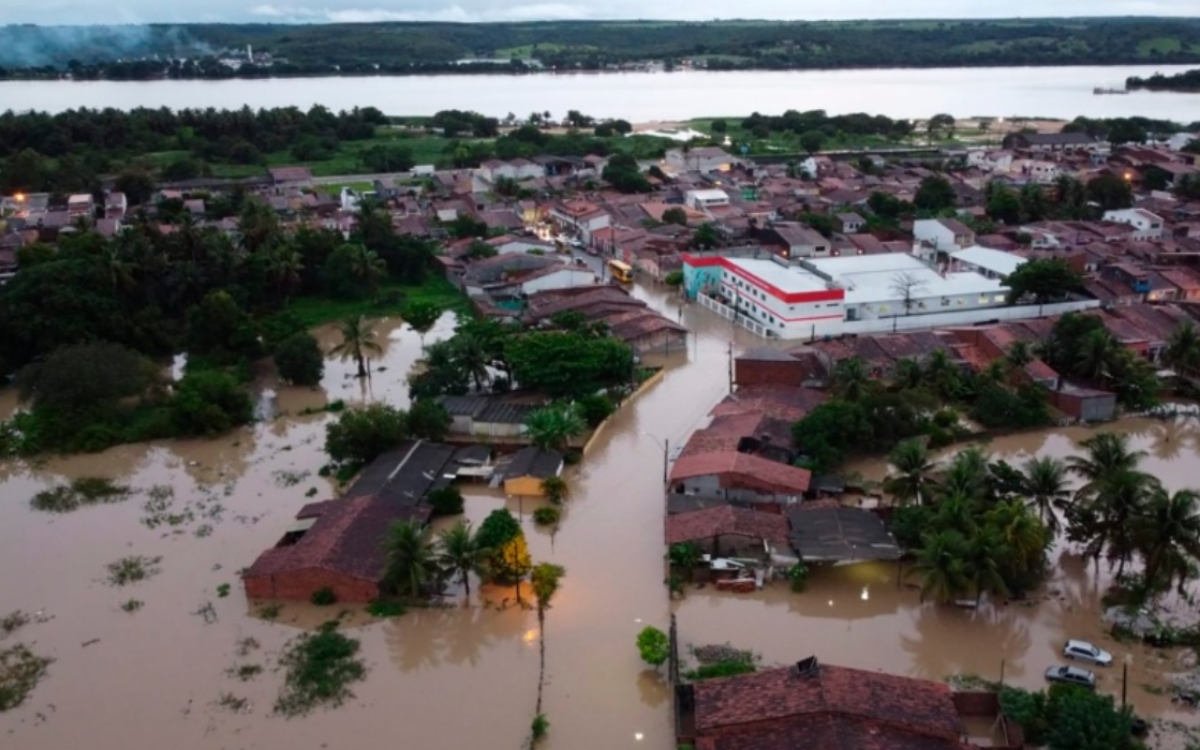 Al menos 35 muertos dejan fuertes lluvias en Brasil