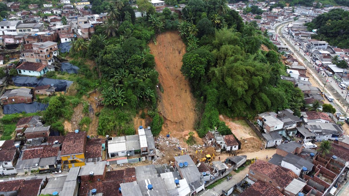 Brasil: al menos 91 fallecidos por las lluvias torrenciales en Pernambuco