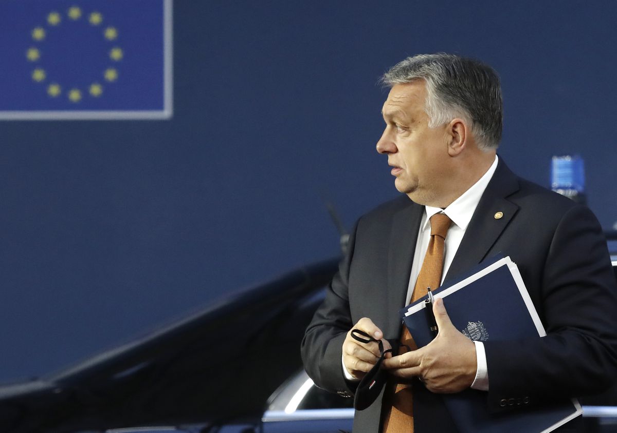 Bruselas financiará oleoductos en Hungría para lograr el apoyo de Orbán al embargo del petróleo ruso