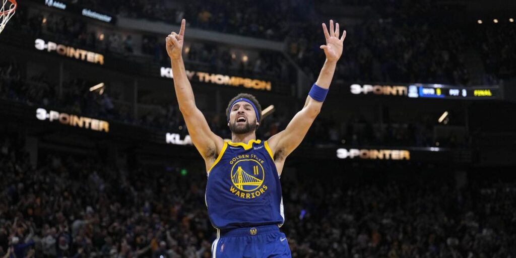 Curry y Thompson brillan para meter a los Warriors en las finales de conferencia