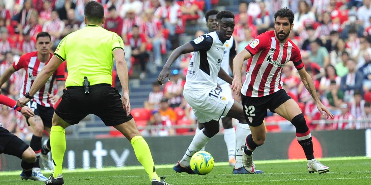 El Athletic se queda a un punto de la séptima posición de la Liga