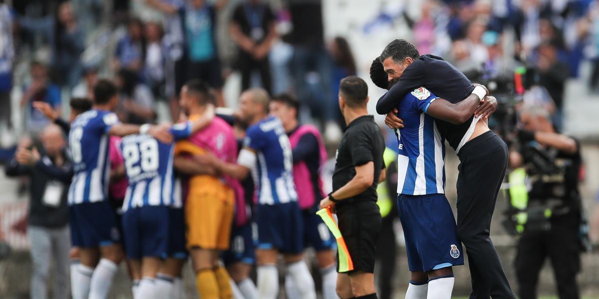 El Porto gana la Copa y completa el doblete en el 25º título de Pepe