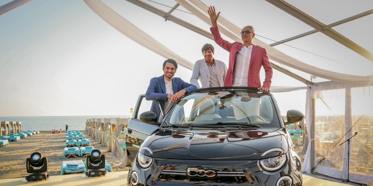 El cantante Andrea Bocelli ya tiene su coche, el Fiat 500 'La Prima by Bocelli'