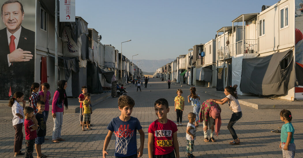 El plan de Turquía para atraer refugiados de regreso a Siria: hogares para 1 millón
