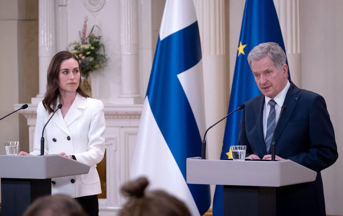 El presidente y el Gobierno de Finlandia aprueban la candidatura a la OTAN