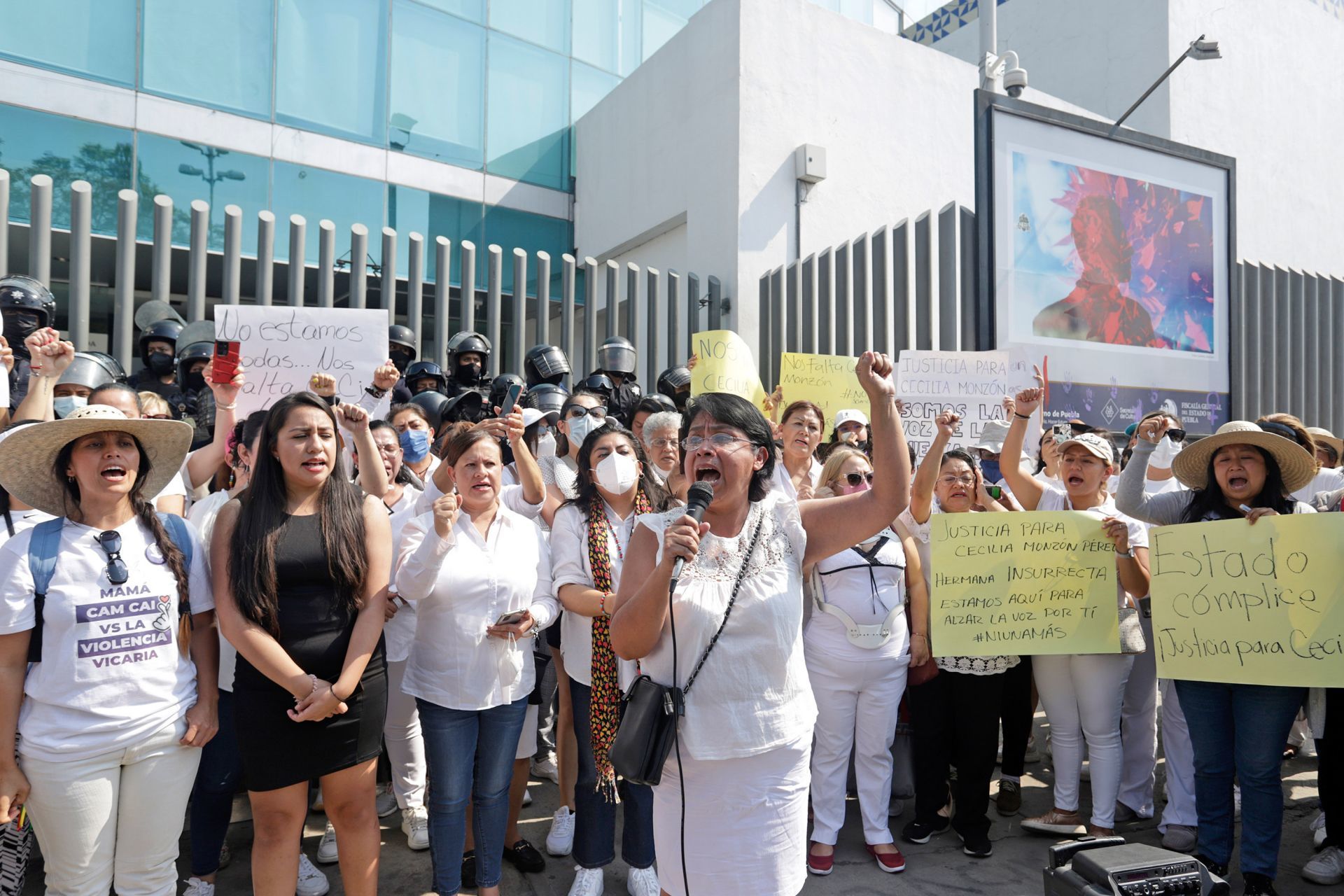 Fiscalía en Puebla fue omisa por no otorgar medidas cautelares a Cecilia Monzón: Inmujeres estatal | Video