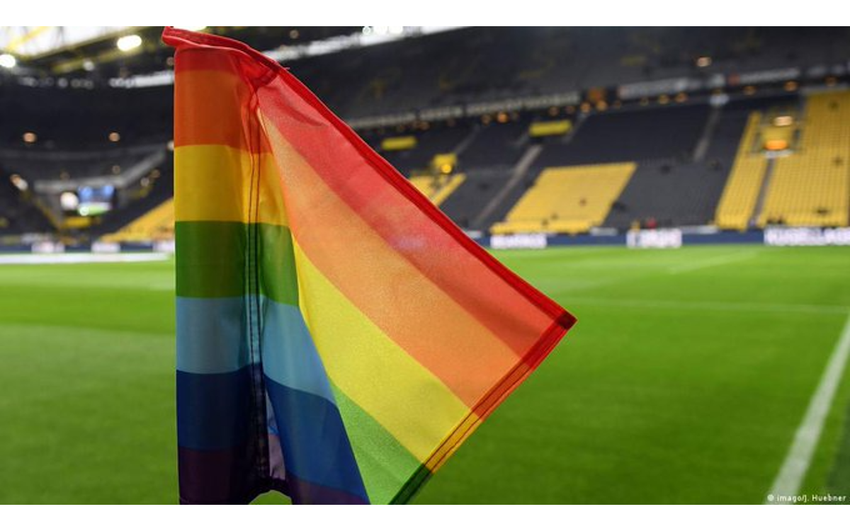 Futbol mexicano y homofobia: historia de un grito